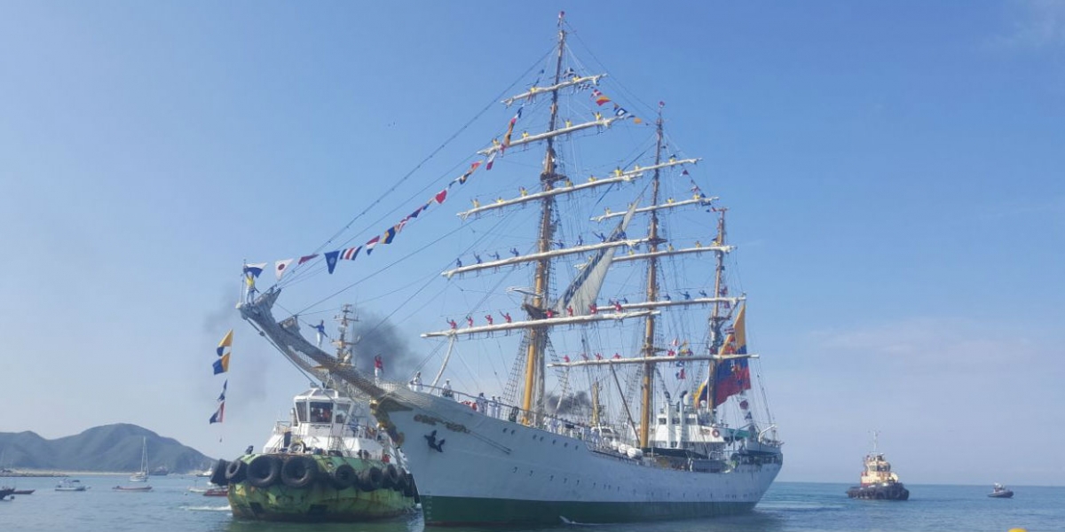 Llegada del Buque Gloria al Puerto de Santa Marta.