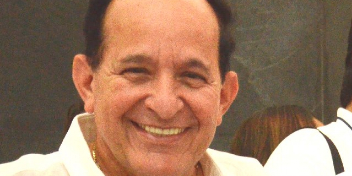 Álvaro Ashton, senador.