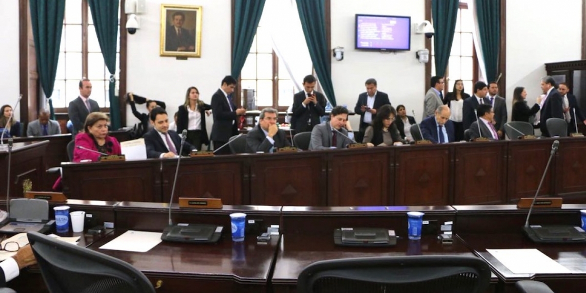 Sesión de la Comisión Primera del Senado de la República.