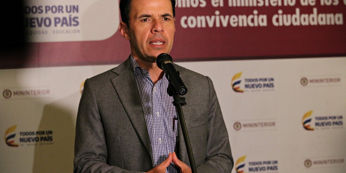 Guillermo Rivera, ministro del Interior.