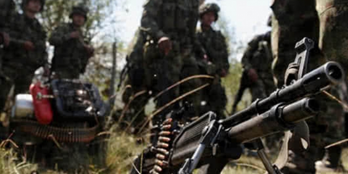 Las disidencias de las FARC y el ELN se disputan el control del territorio para el narcotráfico.