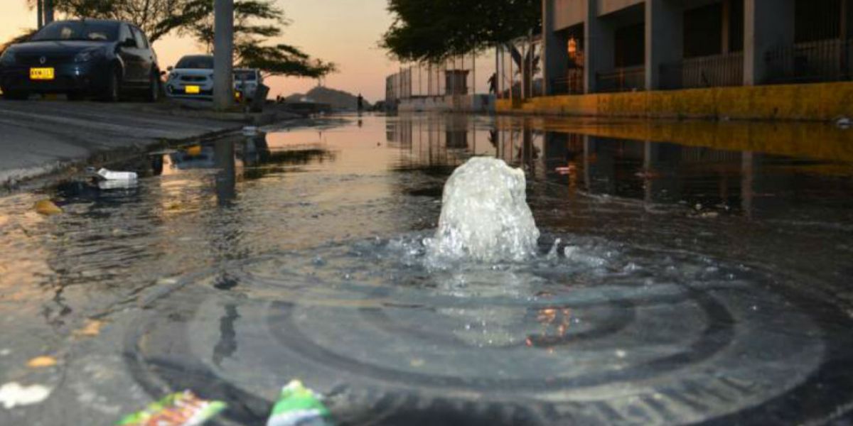 En los últimos días se han presentado problemas en el sistema de alcantarillado de la ciudad.