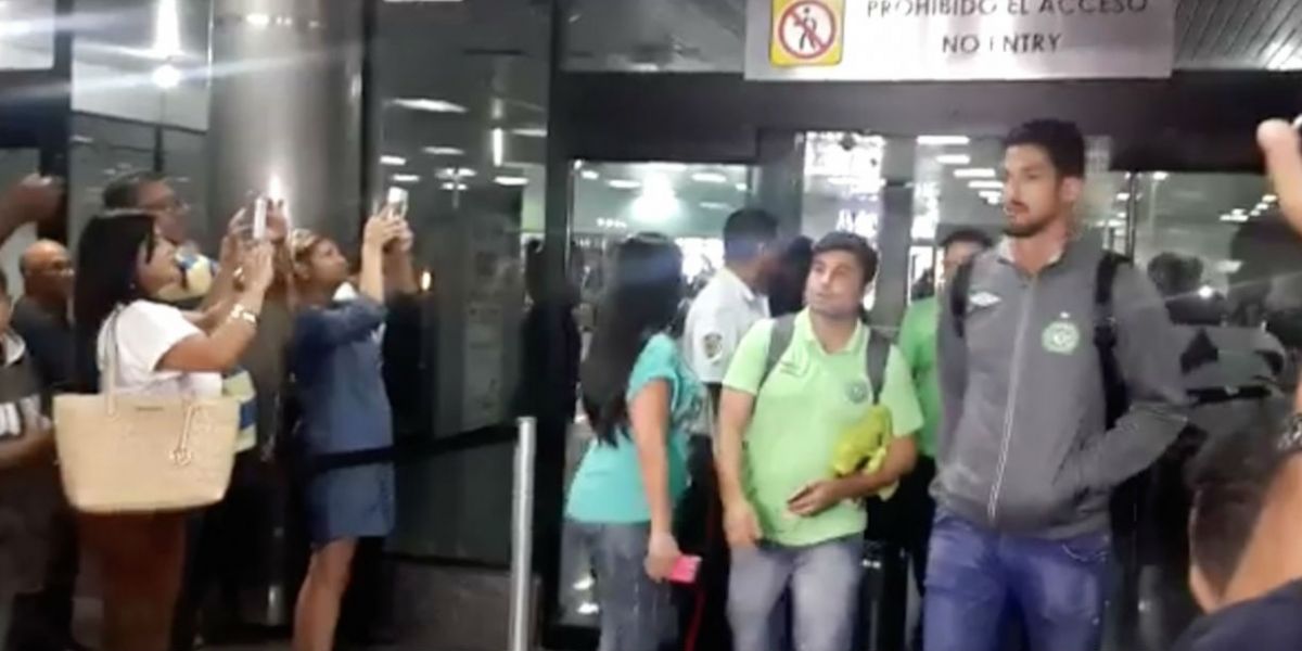 Jugadores de Chapecoense a su llegada a Venezuela. 