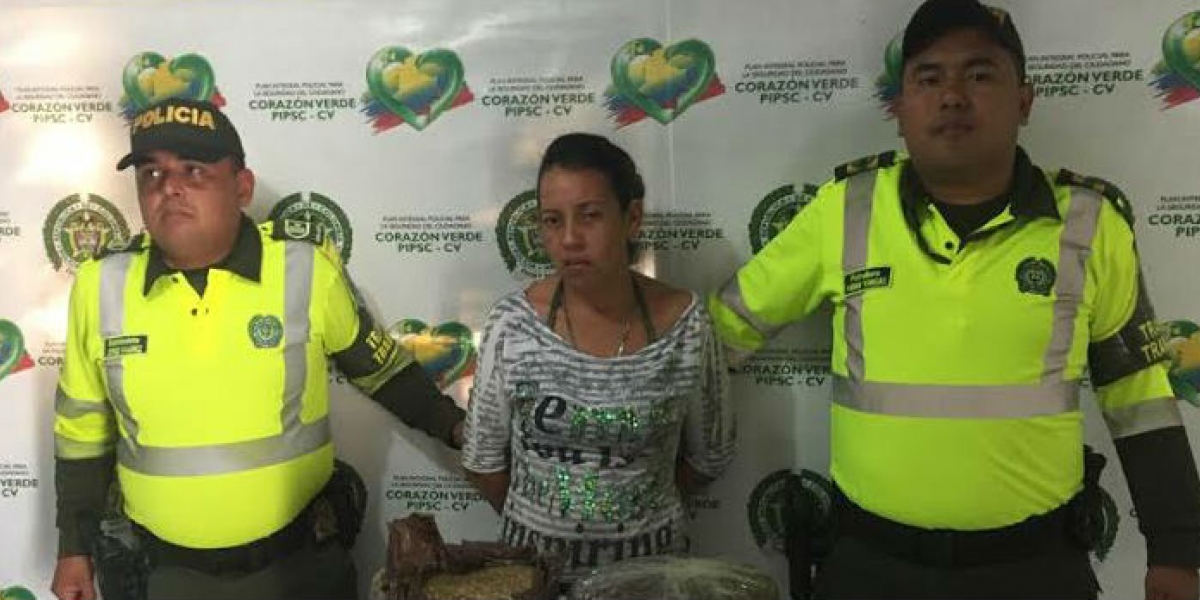 Yuri Rojas, capturada por transportar 30 kilos de marihuana. 