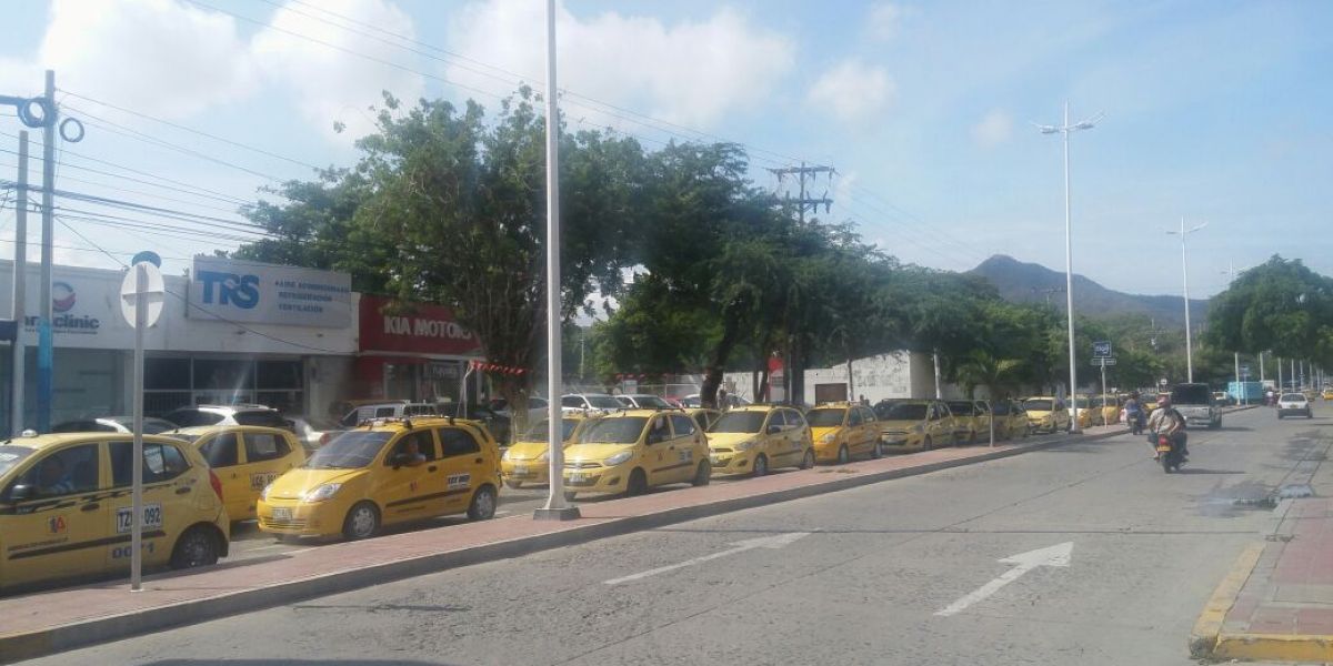 La movilidad se congestionó en varias vías principales por cuenta de la protesta. 