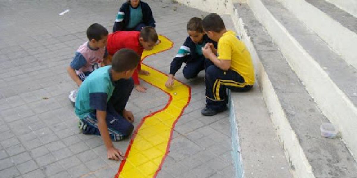 La bancada del partido Mira pide el respaldo de Mesa Directiva de la Cámara para que aprueben el proyecto de ley que busca crear un sistema único e integral de búsqueda de niños, niñas y adolescentes.