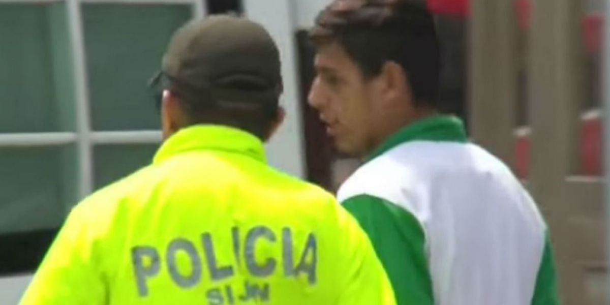 Captura de pantalla. El abusador fue capturado en una cancha de tejo.