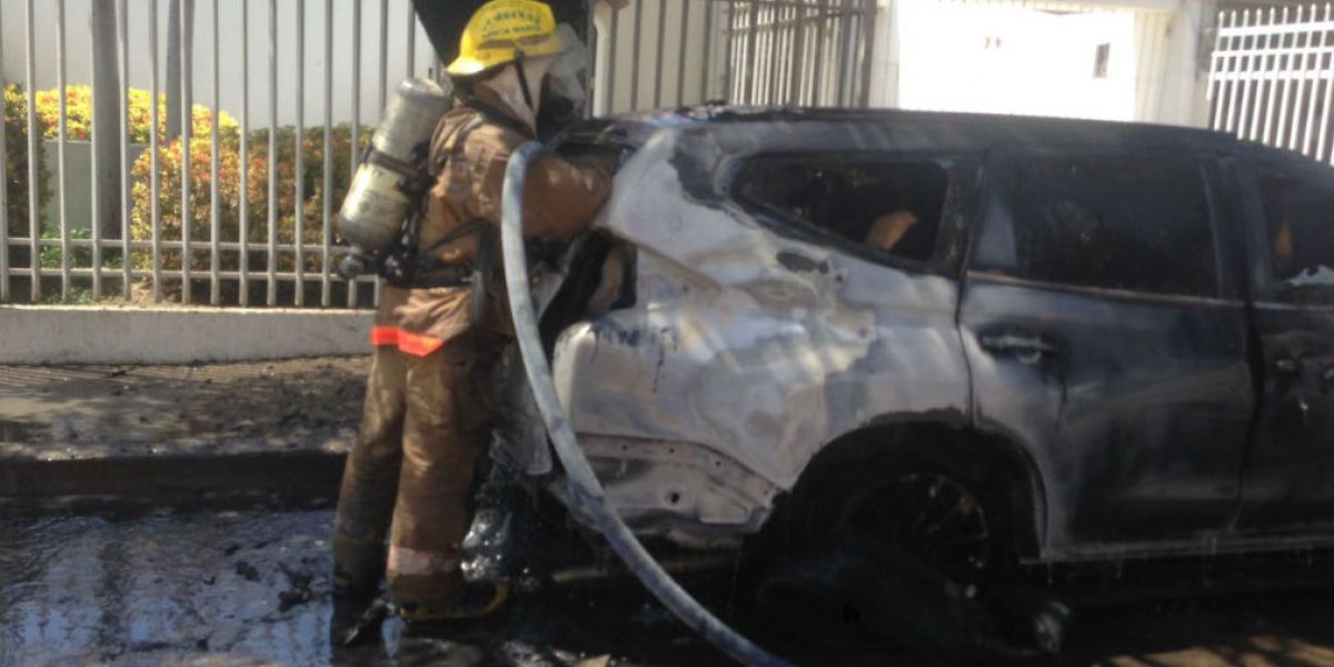 La situación fue atendida por los Bomberos de Santa Marta.