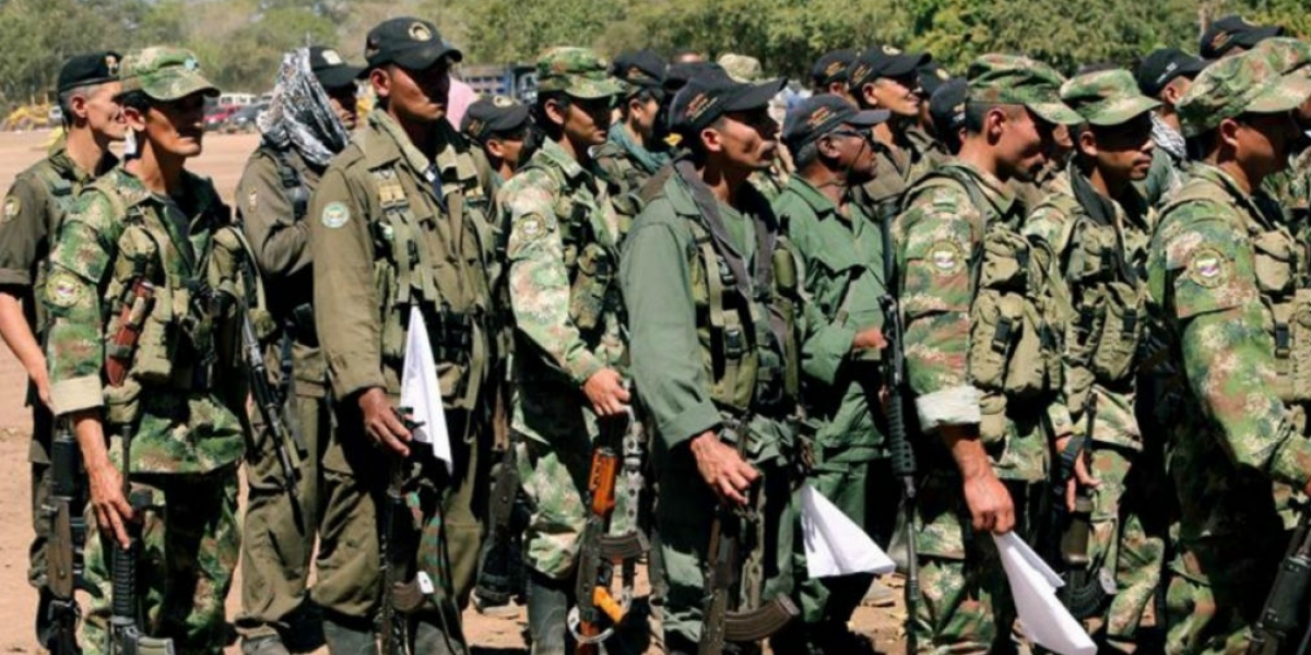 Tomada de El Tiempo. Imagen de un grupo de exguerrilleros de las FARC.