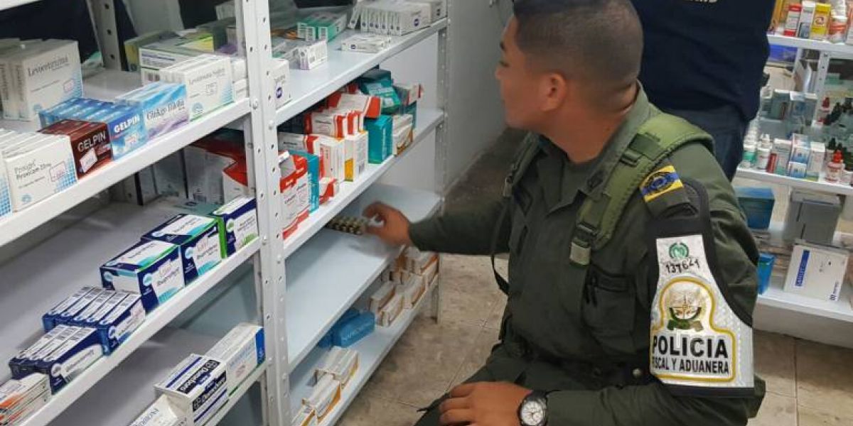 En varios establecimientos comerciales de Santa Marta también han sido incautados medicamentos provenientes de Venezuela. 