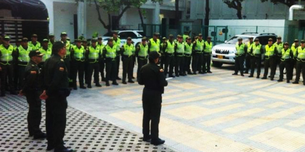 Tomada de Radio Magdalena. Policía Metropolitana de Santa Marta.