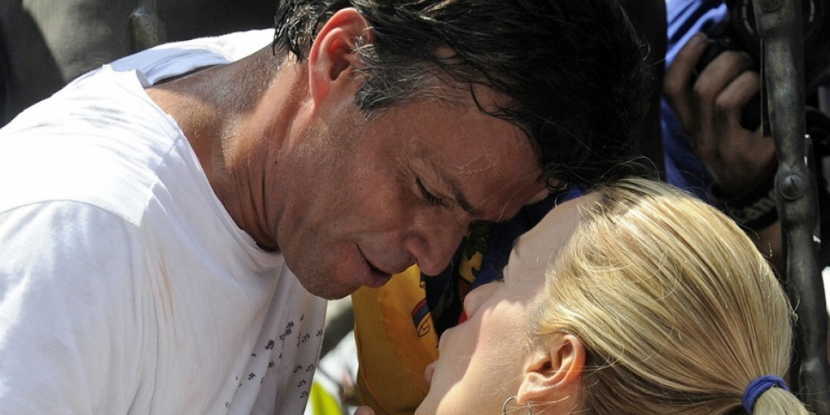 Tomado de El Tiempo. Leopoldo López y Lilian Tintori.