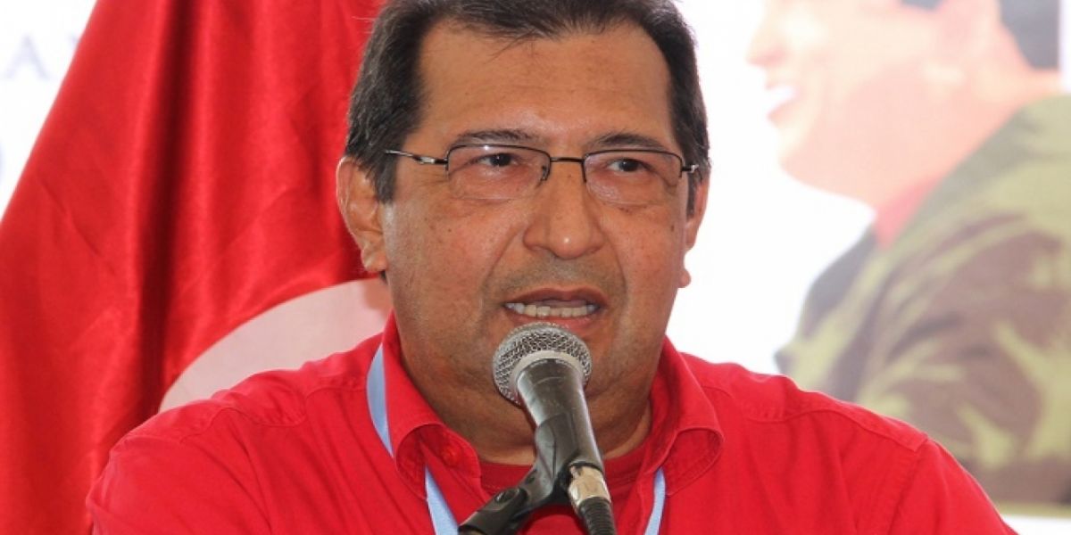 Adán Chávez, hermano del fallecido Hugo Chávez. 