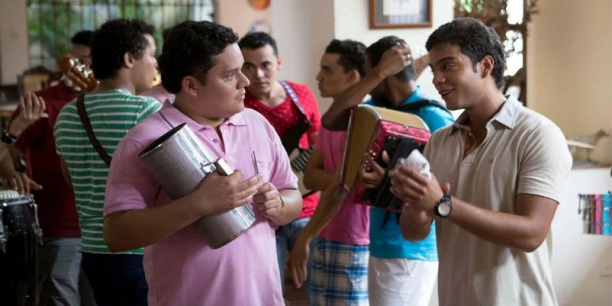 Pillao Rodríguez y Jerónimo Cantillo, actores que interpretan a 'Sasá' y a Kaleth Morales en 'Los Morales'.
