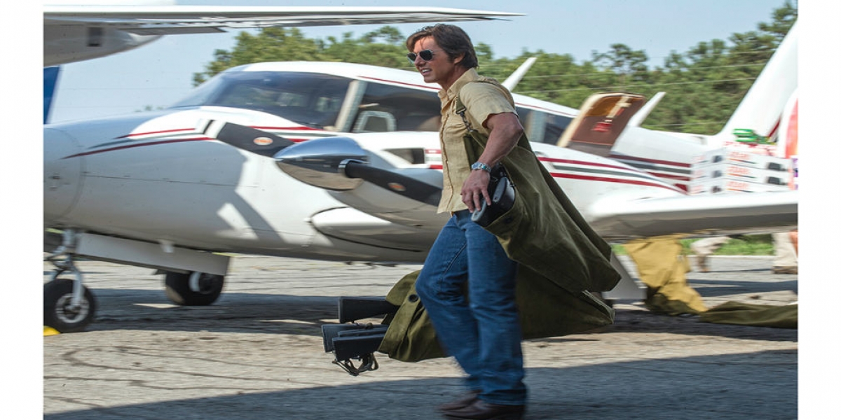 Tom Cruise en la película "Barry Seal"