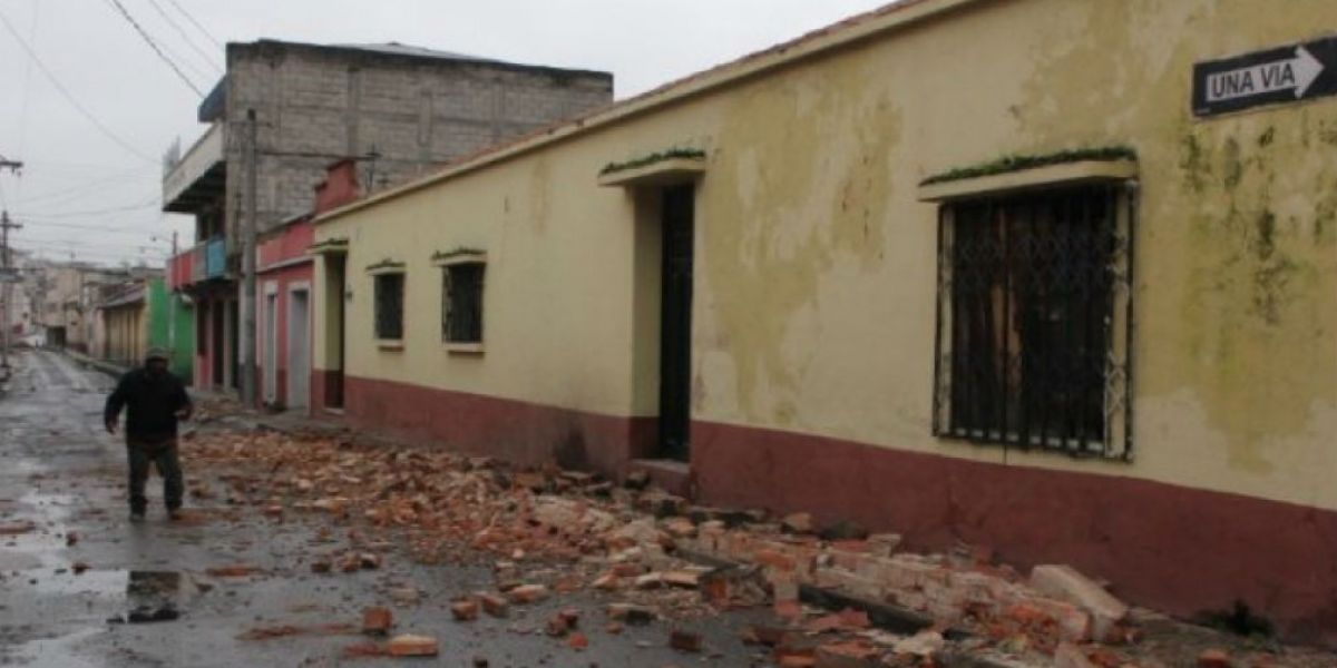 Daños a viviendas causó en Guatemala el sismo con epicentro en México.