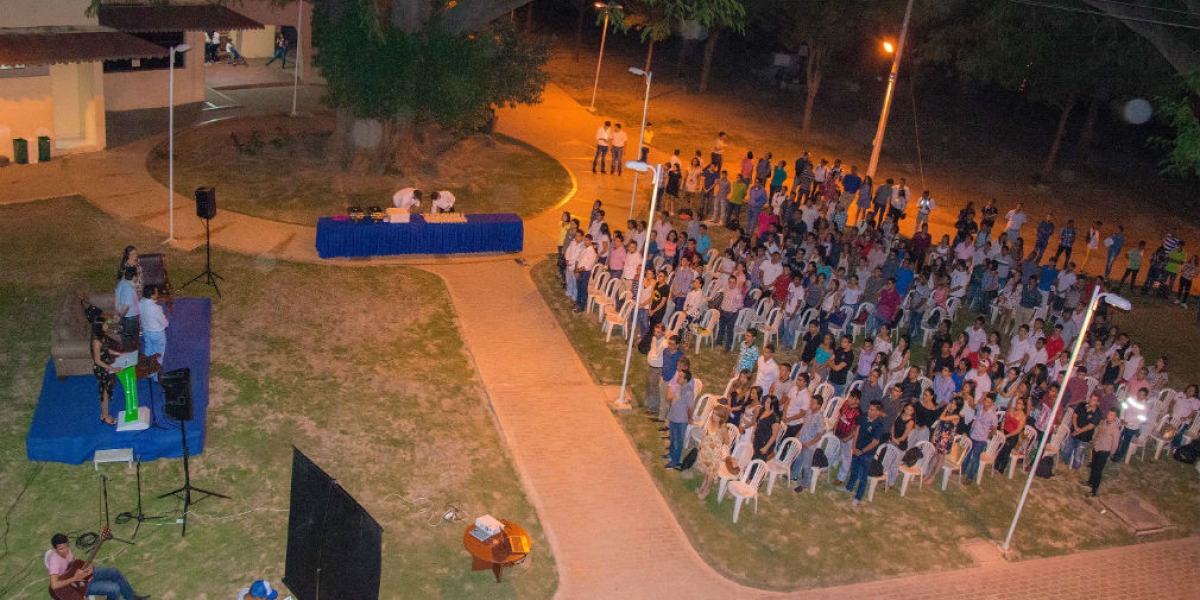 La jornada  contó con un conversatorio denominado “18 momentos para sentirte orgulloso del Programa de Ingeniería Industrial”.