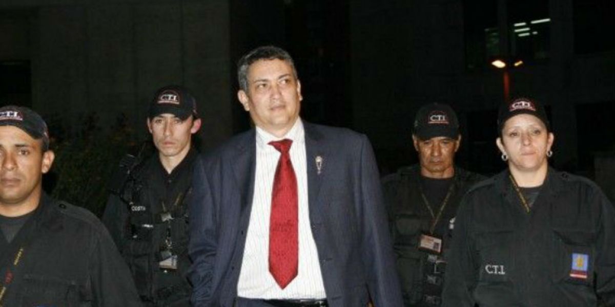  Rodrigo Roncallo Fandiño detenido por presunto vínculo paramilitar.