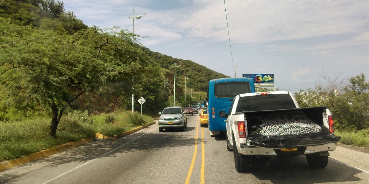 Trancón en el Ziruma por accidente