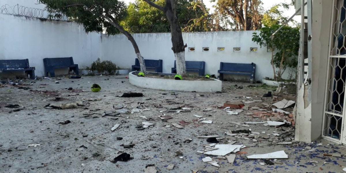 Estación de Policía del barrio San José, después del ataque.