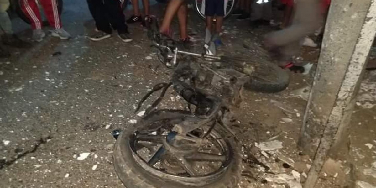 Vuelven Los Atentados Terroristas, Motocicleta Bomba Deja 4 Heridos En ...