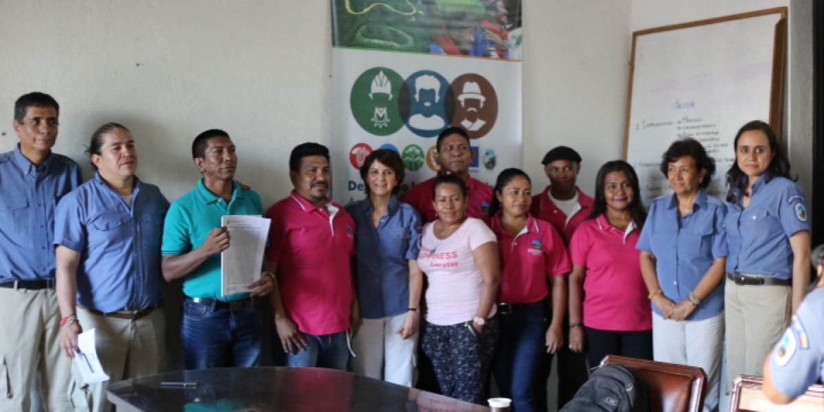 Los pescadores pertenecen a la Asociación Ecoturística de Taganga (Aecogag).