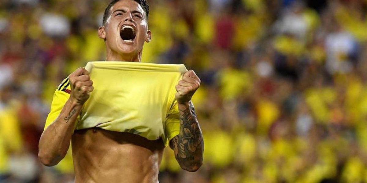 James Rodríguez celebrando el golazo de la noche.