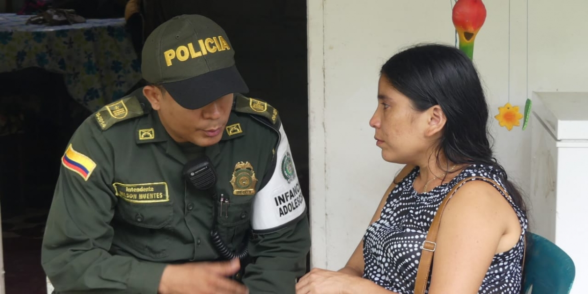 Juliana Sanguino, madre del niño desaparecido, pide a las autoridades que lo encuentren. 