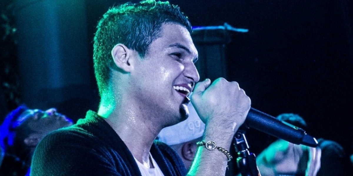 Pulzo El artista vallenato Élder Dayán Díaz.