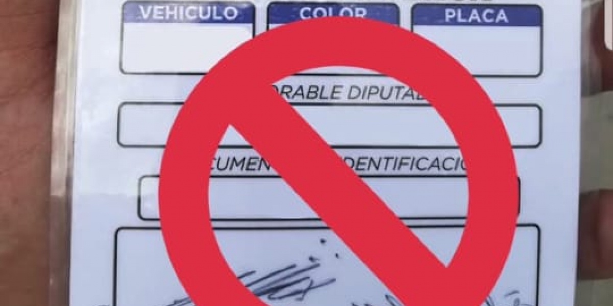 Instagram Este es el supuesto permiso expedido por la Gobernación.