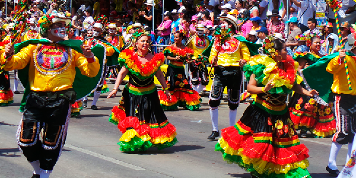 Durante esta fiesta, la ciudad se viste de  folclor y alegría.