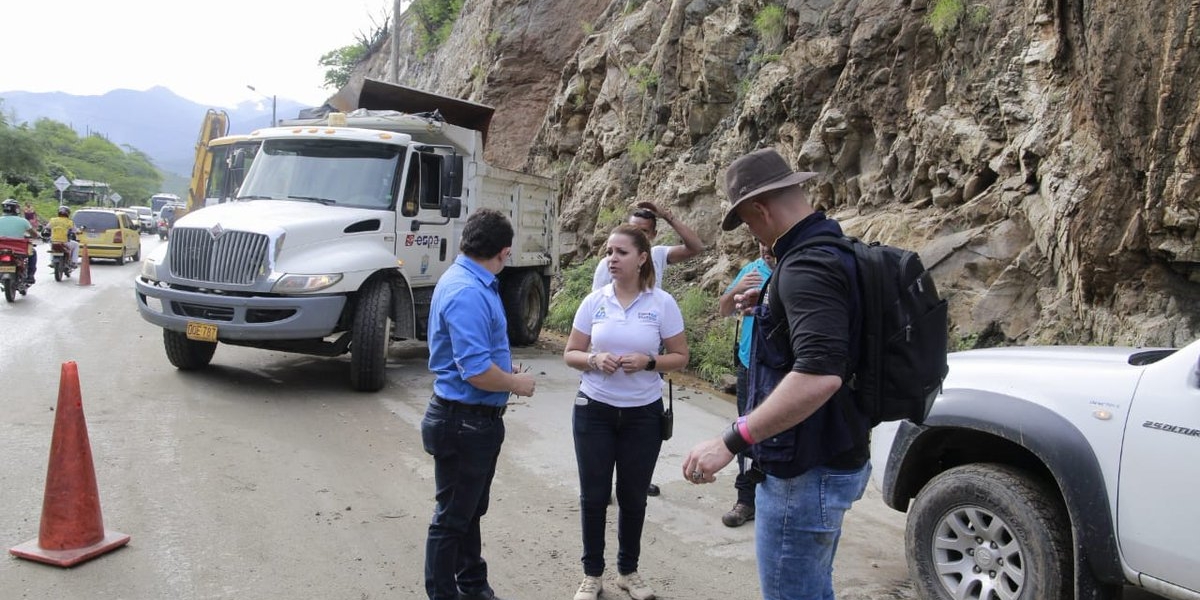 El Alcalde, Rafael Martínez lidera el recorrido.