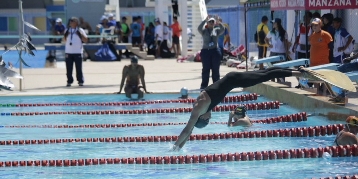 Alcaldía de Santa Marta Campeonato Nacional de Natación con Aletas.