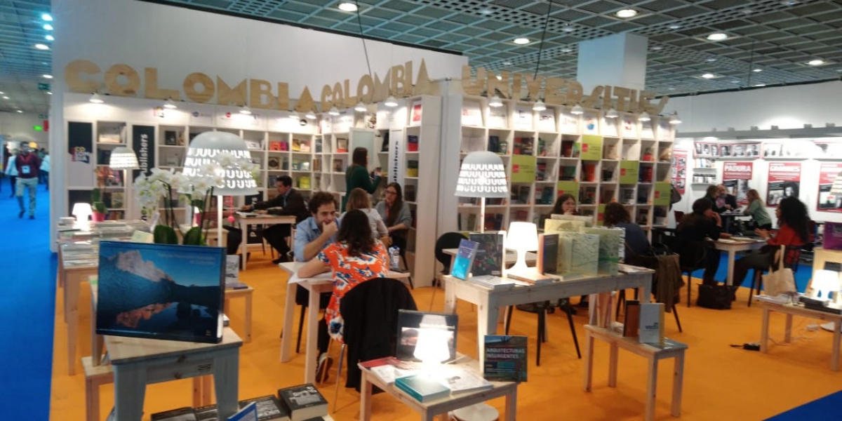 Personas de diferentes partes del mundo conocieron del talento Unimagdalena a través de los libros, textos y revistas presentados en la Feria de Frankfurt.