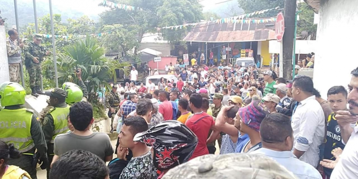 Comunidad no se quedó tranquila hasta confortar la versión de la 'bruja'. 