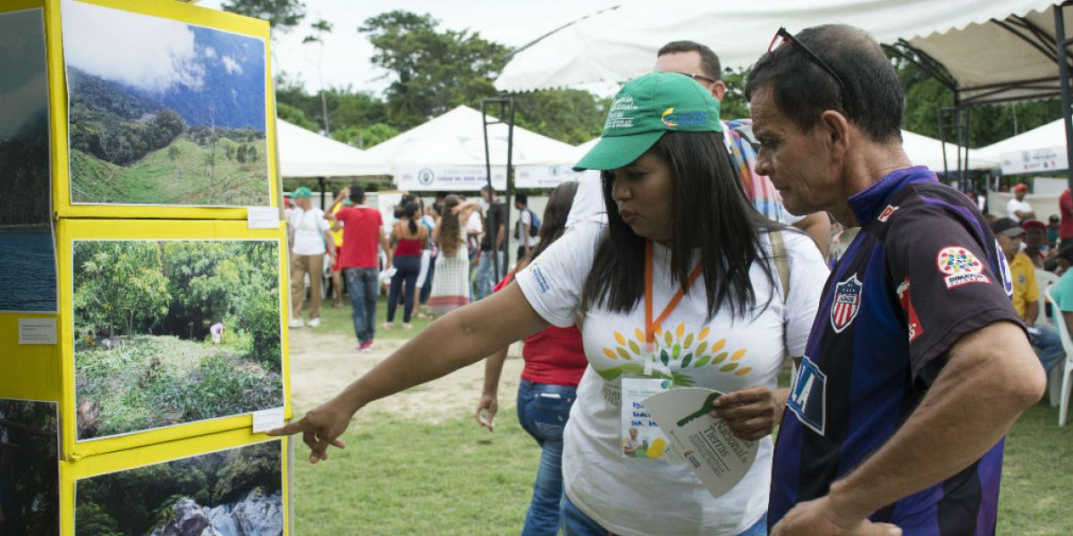 Los líderes exhibieron orgullosos los sitios turísticos que engalanan los corregimientos de Santa Marta.