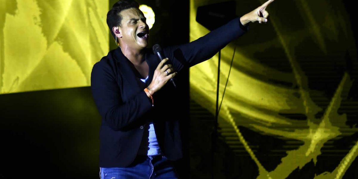 Silvestre Dangond en una de sus presentación en el Festival Vallenato.