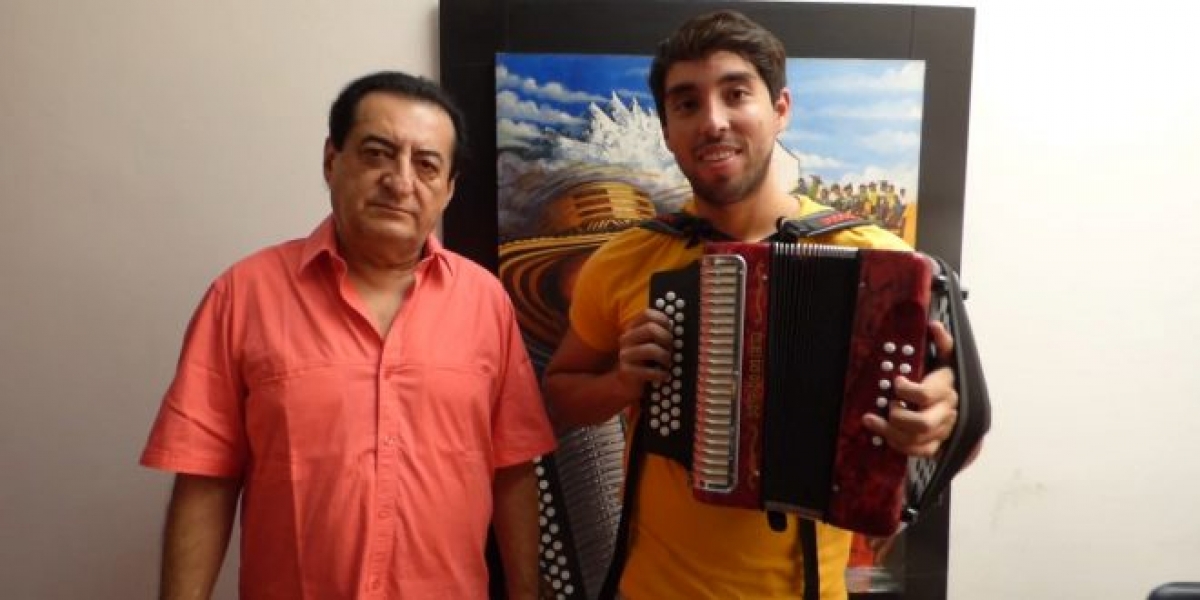 Jorge Oñate y su acordeonero Javier Matta.