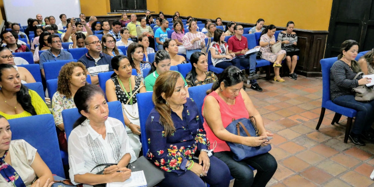 Más de 100 profesionales asistieron a este proceso de formación.