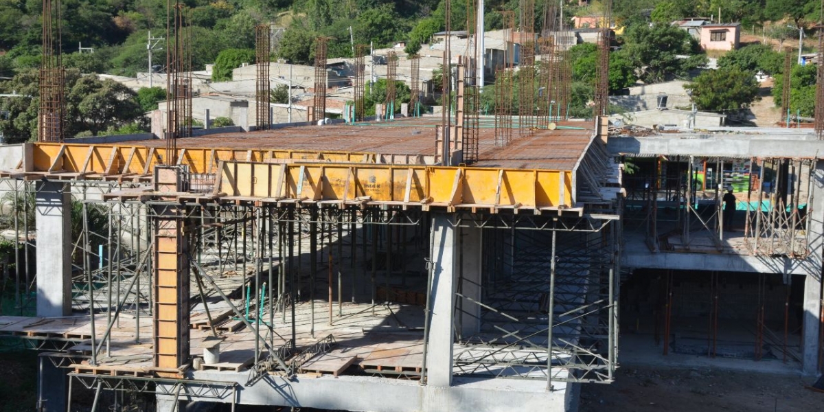  Institución Educativa Distrital  -IED- Nuevo Amanecer con Dios, ubicada en el barrio Timayüí.