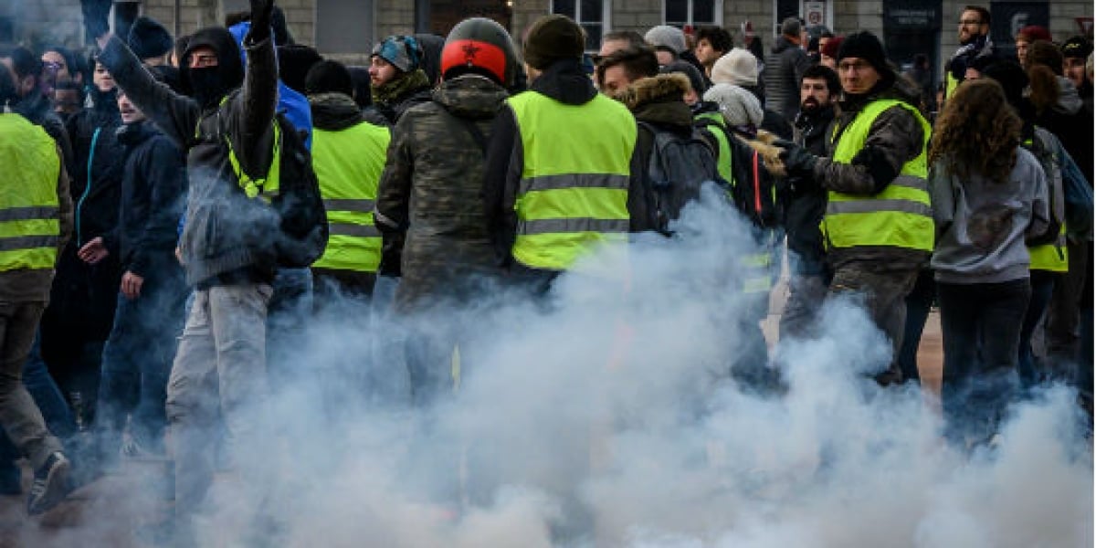 El Universal La movilización de los "chalecos amarillos" en Francia se redujo claramente este sábado en todo el país.