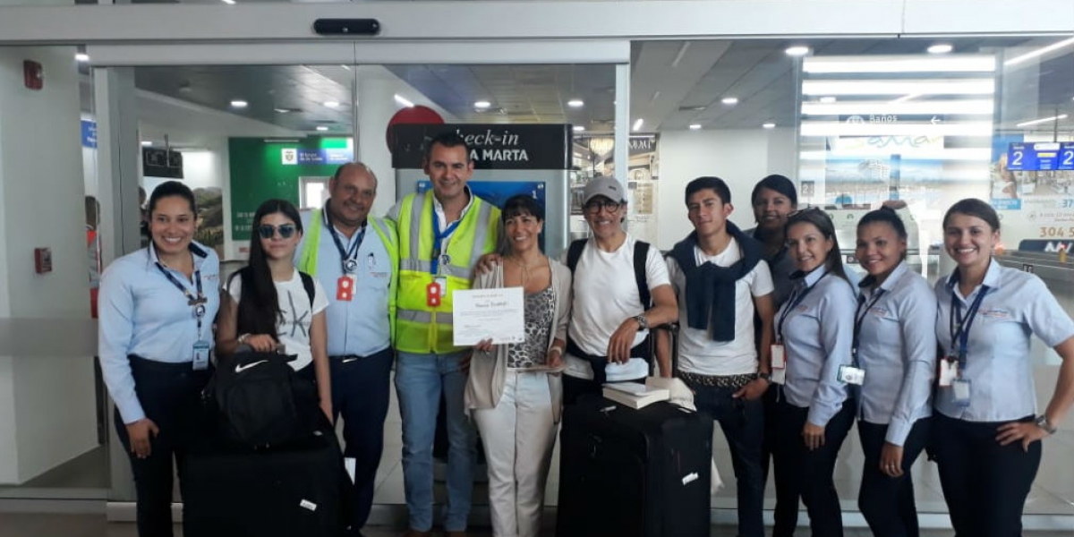 Este hecho fue celebrado en el aeropuerto con la pasajera número dos millones, quien fue reconocida por la Concesión como una de las viajeras insignias para el terminal aéreo Simón Bolívar. 