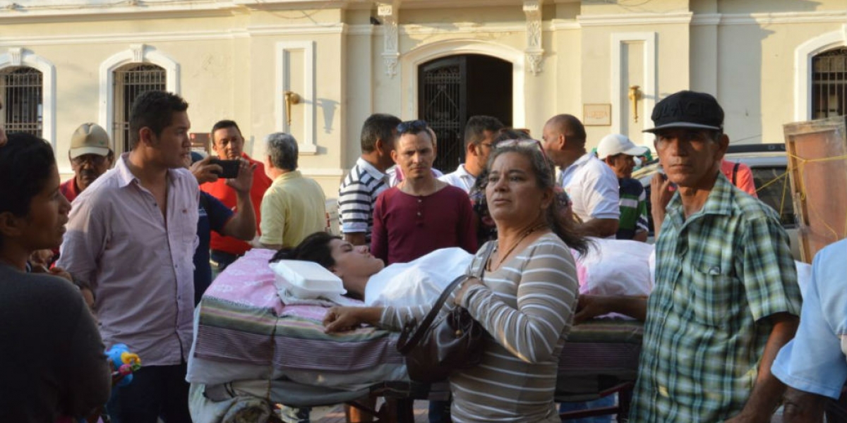 Oscar Mejía. Carlos Paredes, padece de una enfermedad degenerativa en el cerebro.