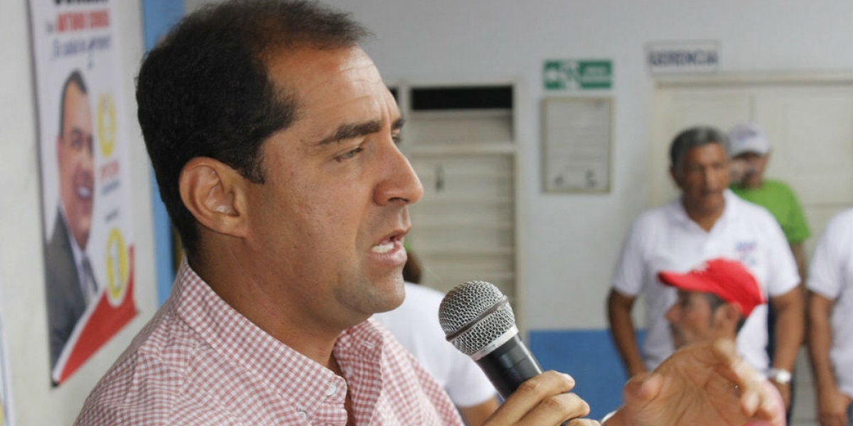 José Pinedo, aspirante a la Cámara.