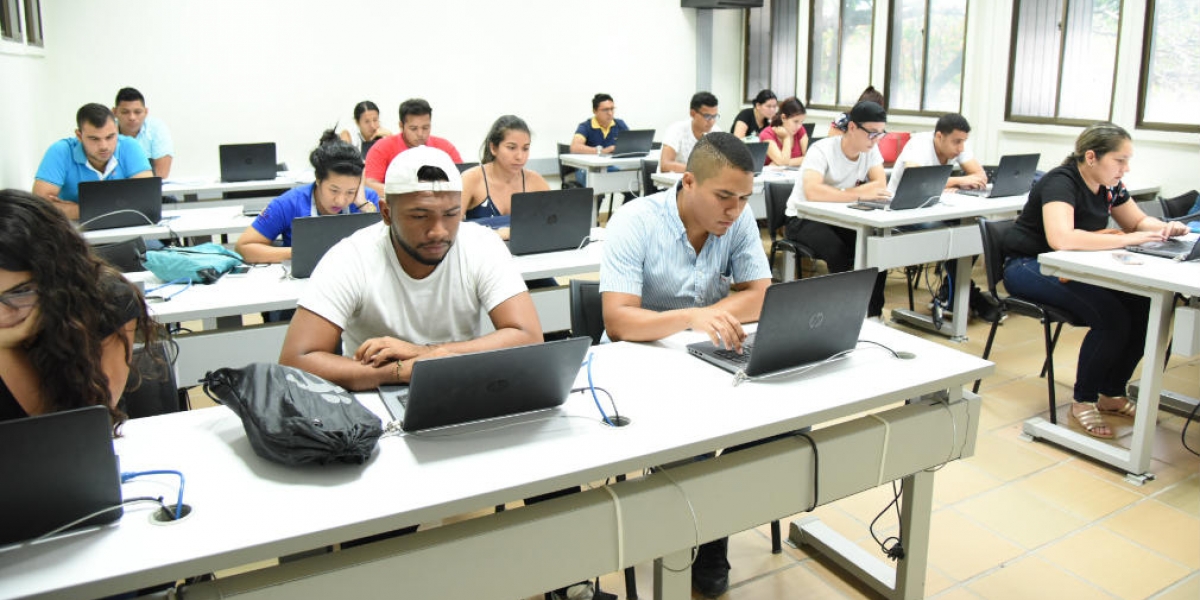 La capacitación está dirigida a los estudiantes de todos los programas.