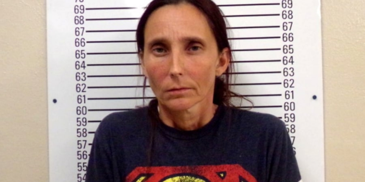 Patricia Ann Spann (foto) también se había casado y divorciado de su hijo.