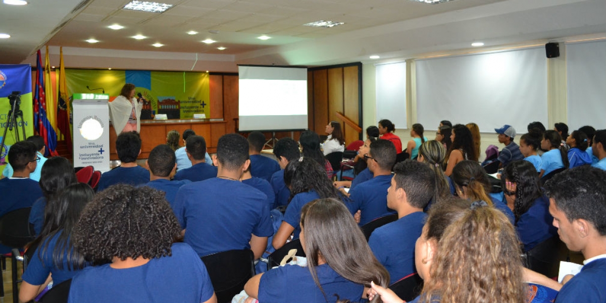 Universidad del Magdalena. El evento que fue desarrollado en el auditorio Julio Otero Muñoz contó con la participación de Susana Fiorentino Gómez.