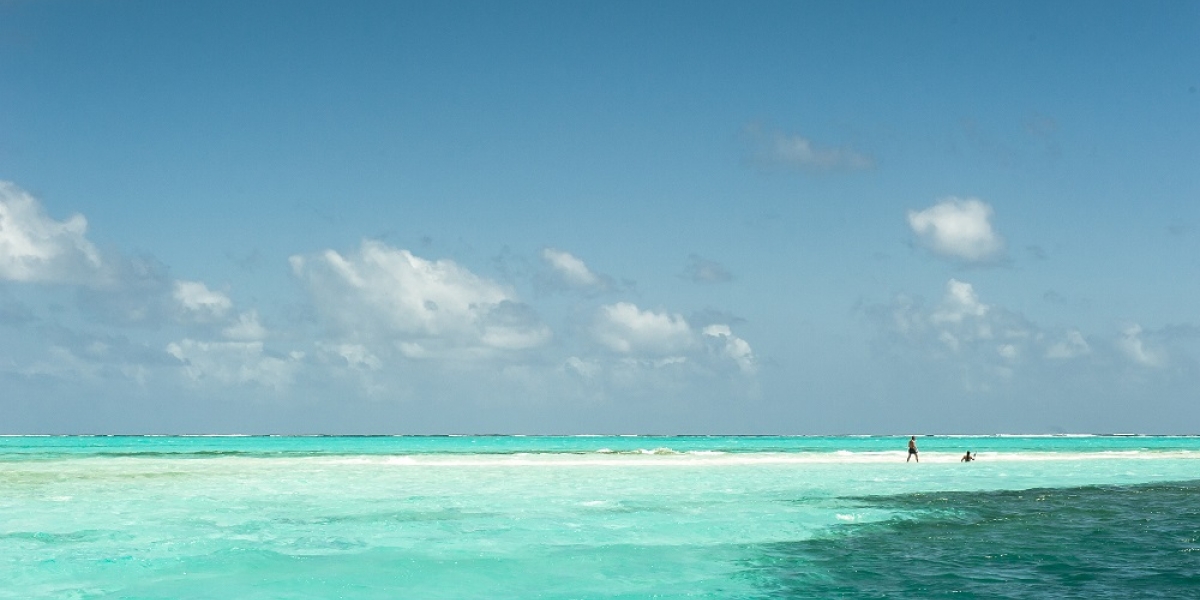 San Andrés tiene las playas de siete colores, únicas en nuestra región.