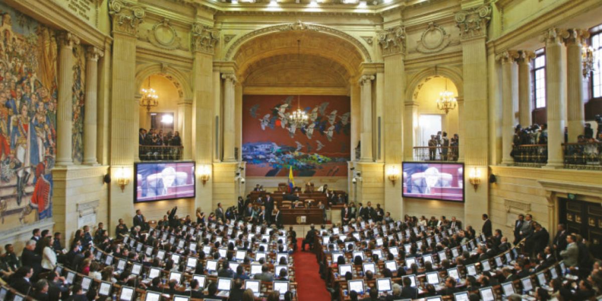 Semana. Senado de la República.