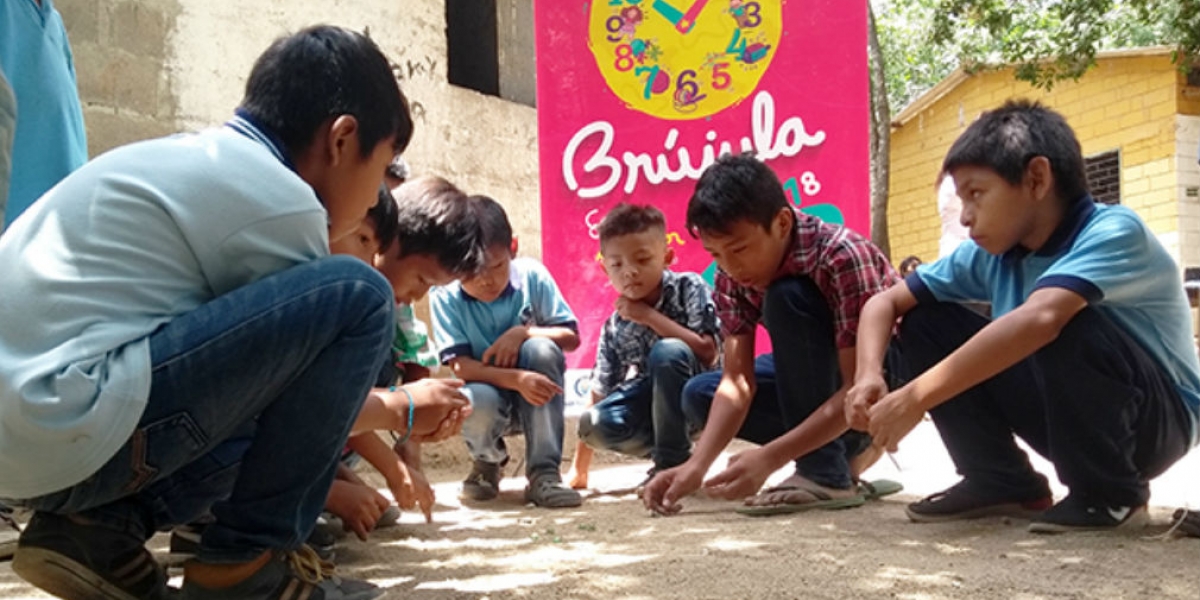 Niños indígenas de la comunidad Ette Ennaka del resguardo Nara Kajmanta.